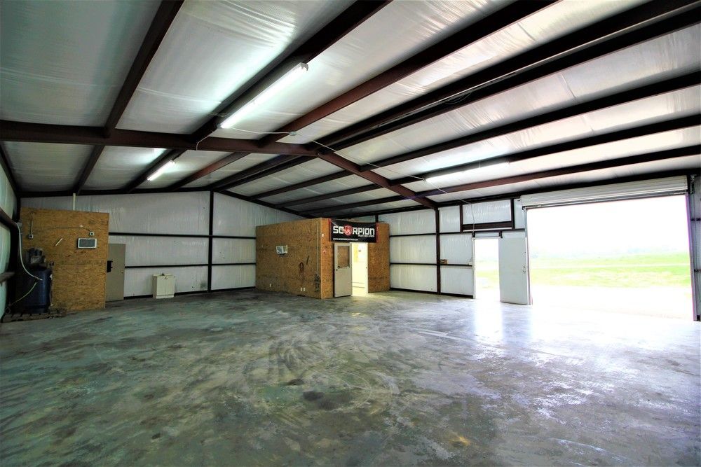 Income Producing Property IH-10 Frontage: 38 FM 289, Comfort, TX 78013